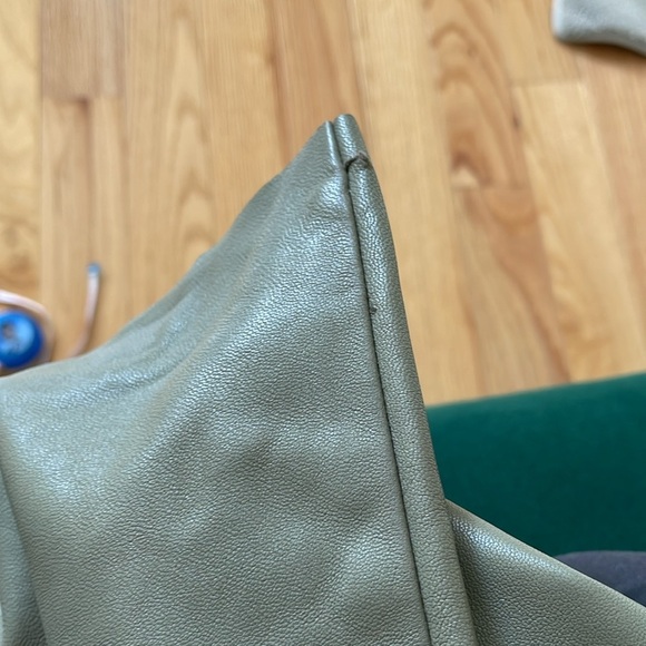 AERON Faux Leather Green Flare Leg Bootcut High Rise Pants NWT Sz HU 36/US Small - Picture 9 of 11